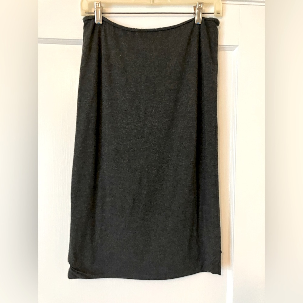 Amour Vert size M charcoal grey heathered modal skirt